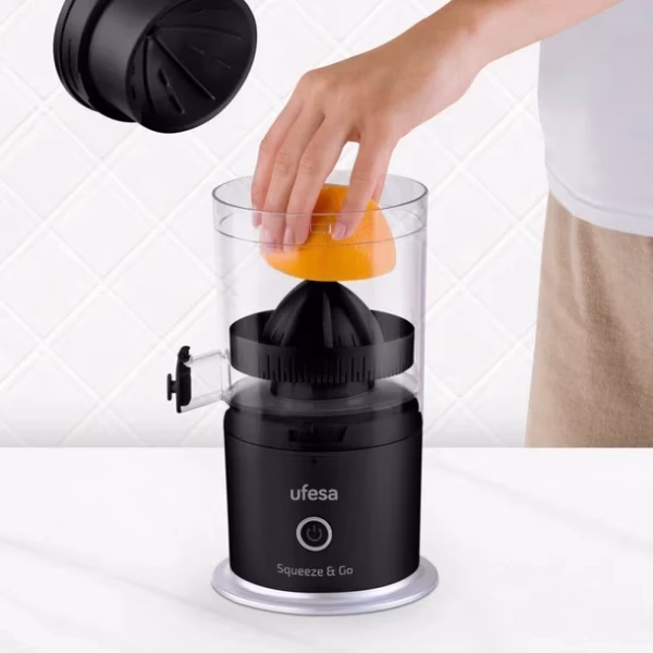 Cediljka za citruse Ufesa Squeeze&Go/punjivi/45W/crna