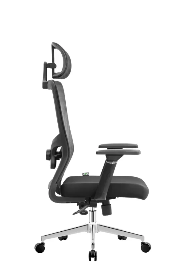 Ergonomska kancelarijska stolica UGD Vukas Chrome
